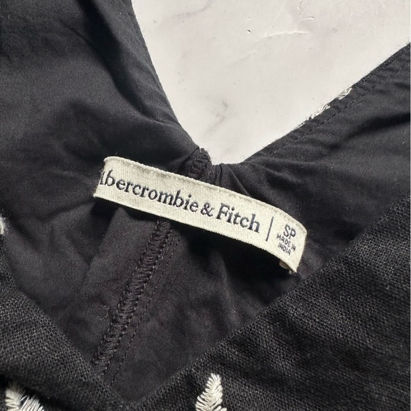 Abercrombie & Fitch US SP Women's Embroidered Linen-Blend Mini Dress - Picture 11 of 15